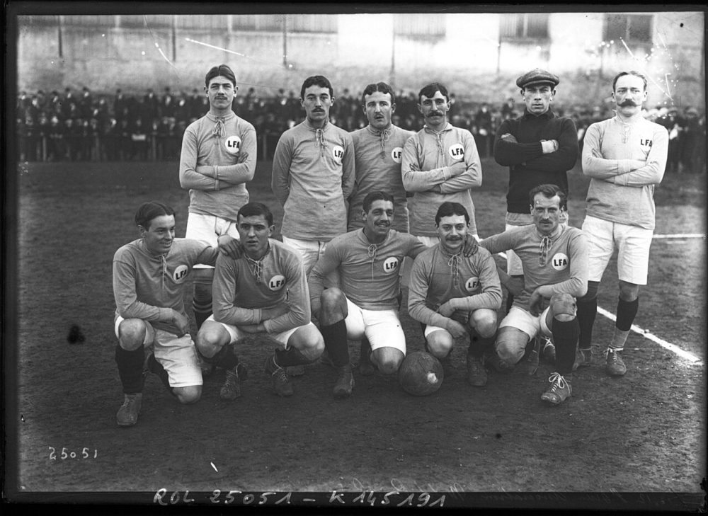 8-12-12, Saint-Ouen (football) association, match Paris-Londres, équip